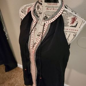 Patterned V-Neck Tunic Blouse